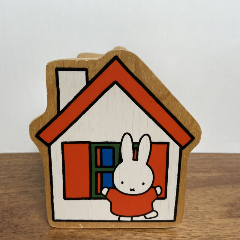 Nijntje spaarpot houten huisje