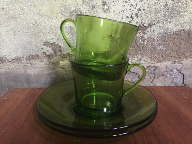 2 vintage groene duralex france kopjes
