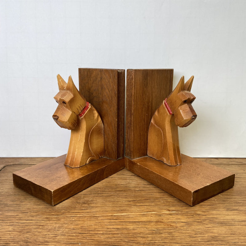 houten boekensteunen hondjes