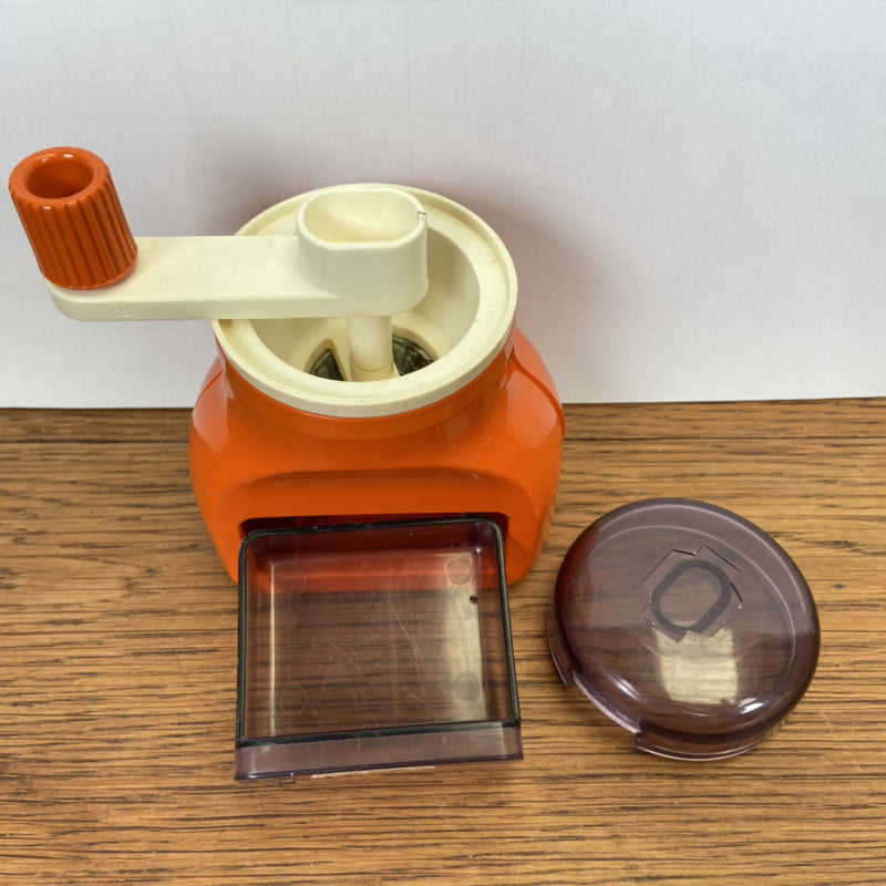 Oranje koffiemolentje