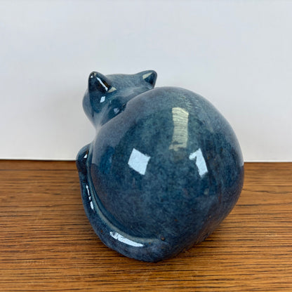 Vintage blauw geglazuurde keramieken kat