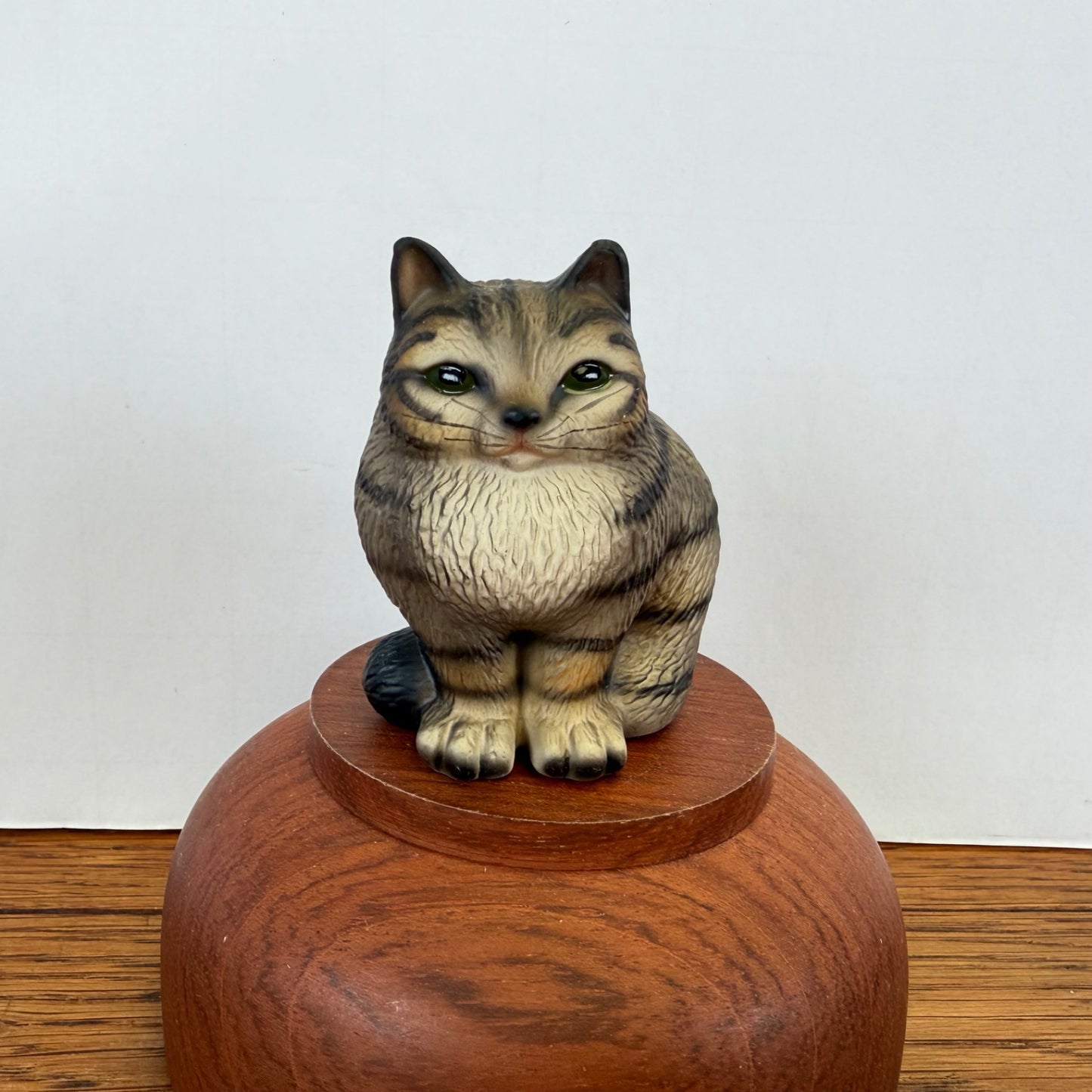 Vintage Harvey Knox Kingdom katje