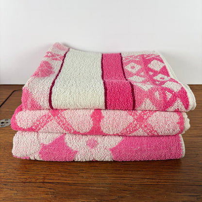 3 vintage handdoeken roze