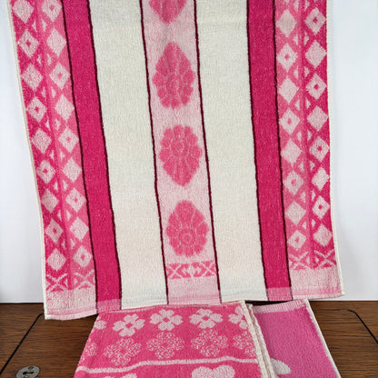 3 vintage handdoeken roze