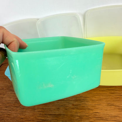 Vintage Tupperware bakjes pastel geel, groen en blauw