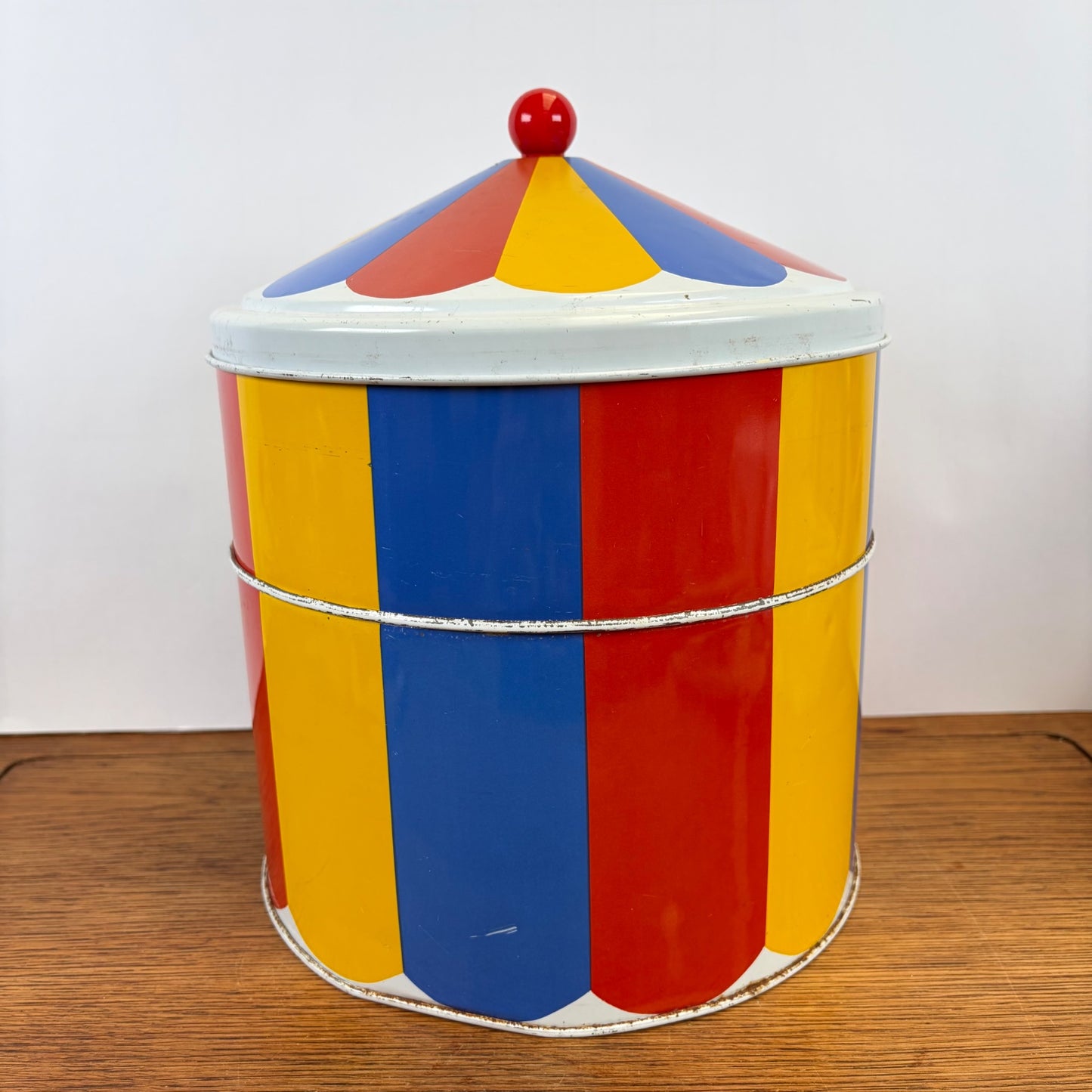 Vintage groot blik circustent rood geel blauw
