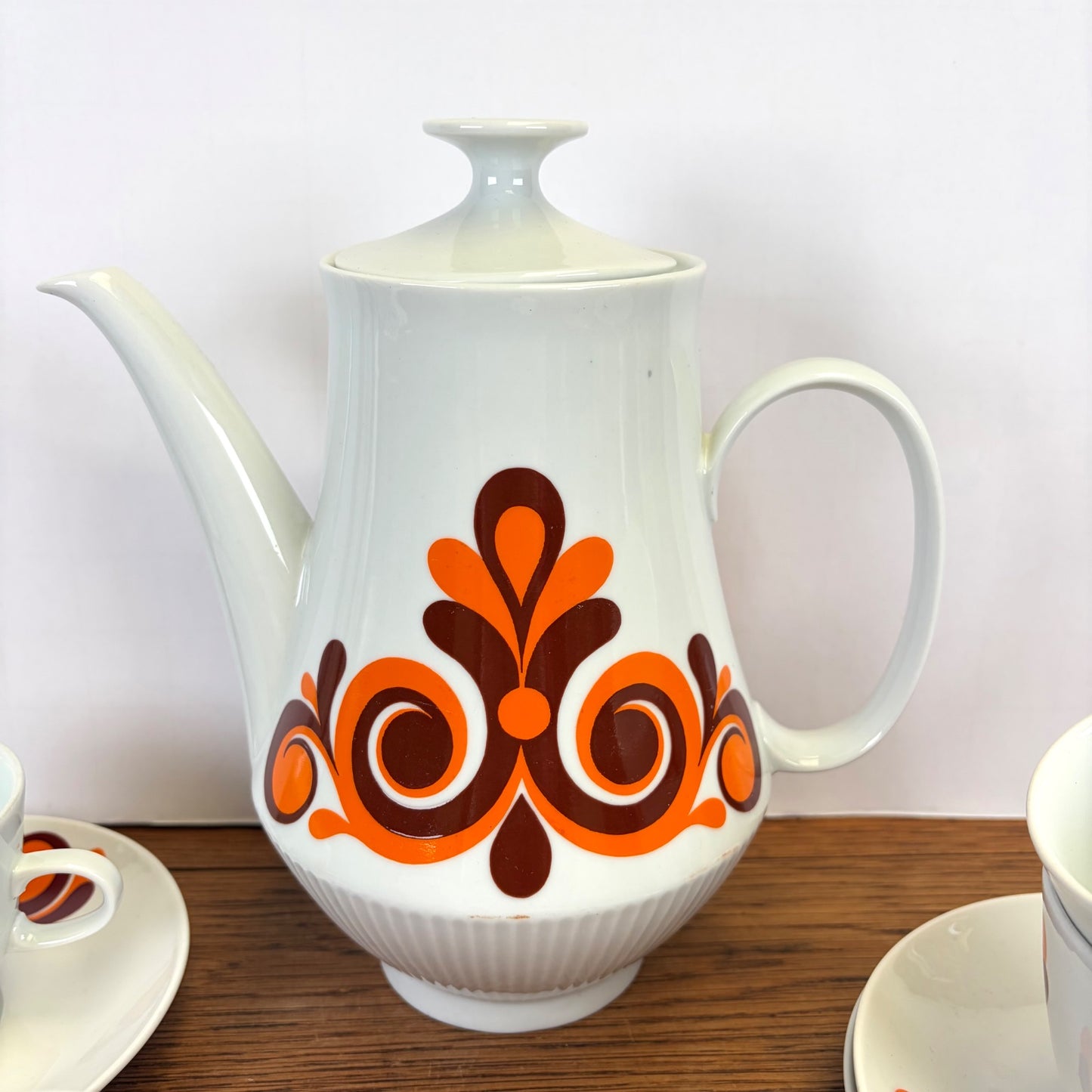 Vintage Colditz koffieservies oranje bruin