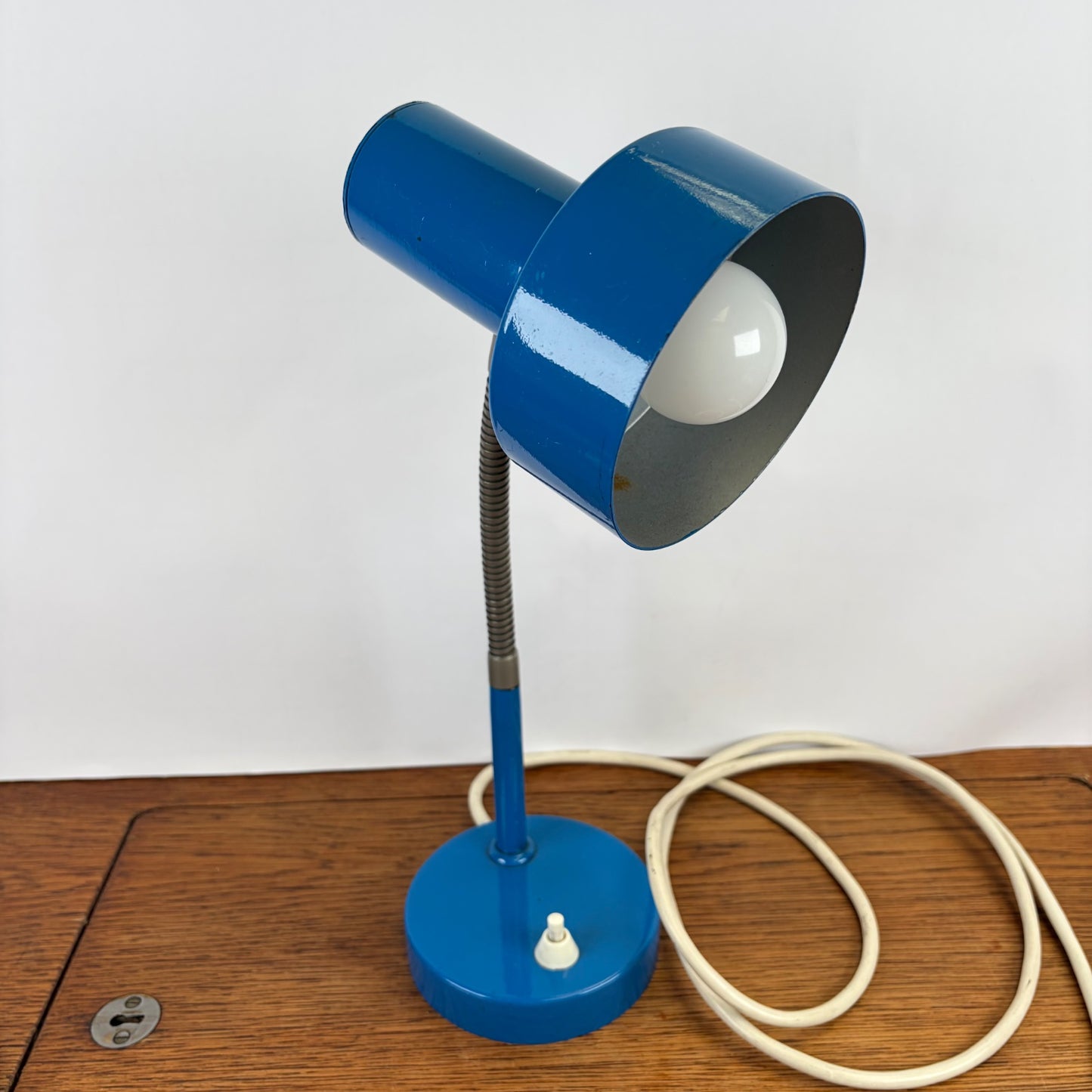 Vintage blauwe bureaulamp