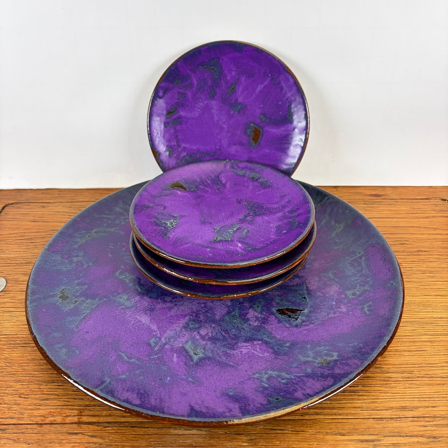 Vintage gebakstel paars