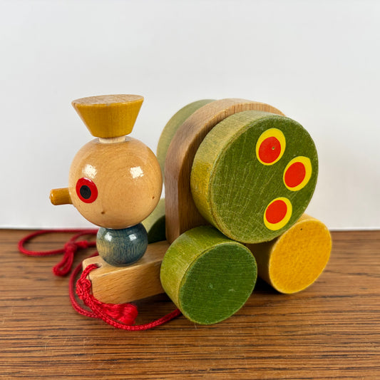 Houten trekdier slak