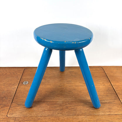 Vintage houten krukje blauw drie poot