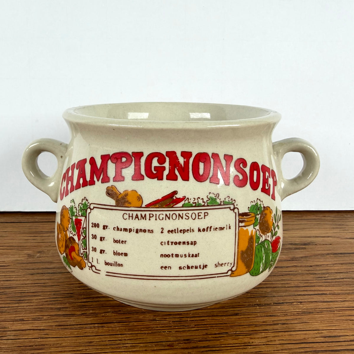 Vintage soepkom  recept champignonsoep