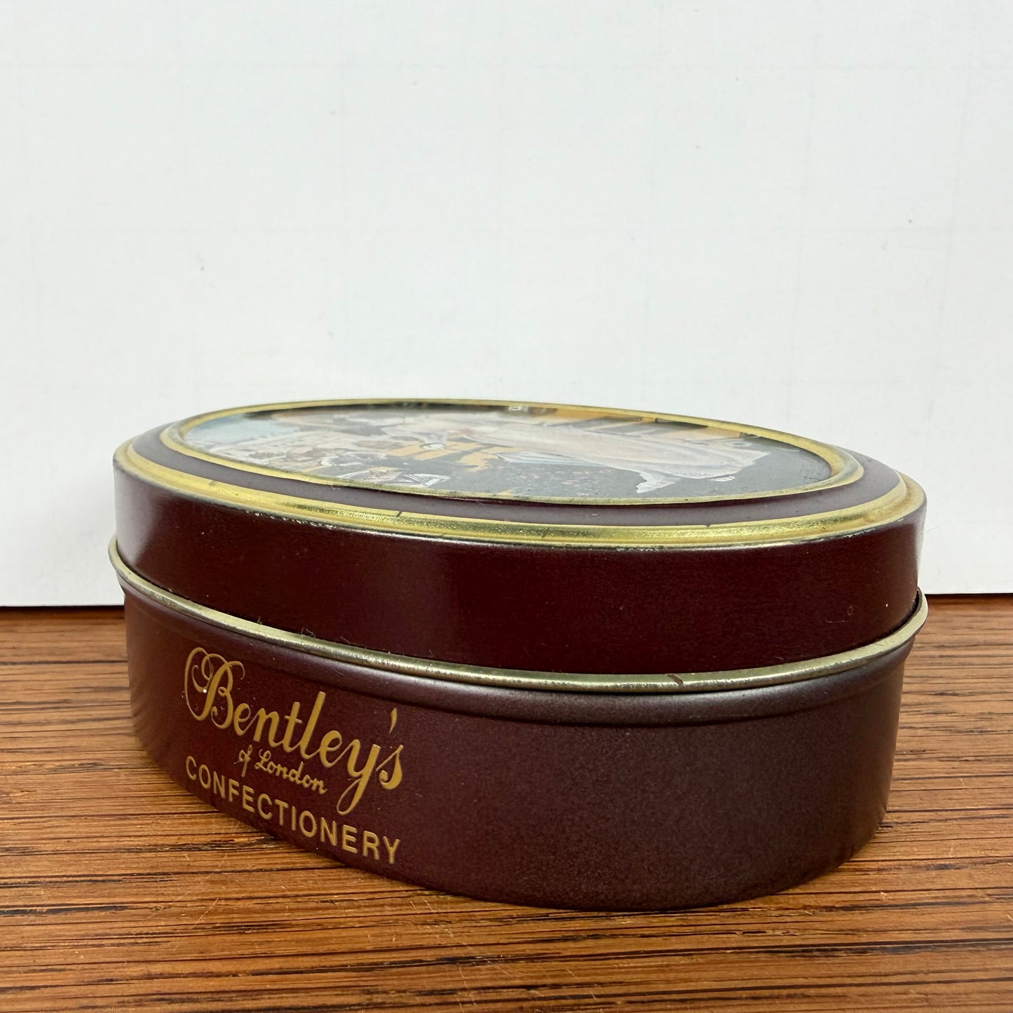 Vintage blikje Bentley's katten
