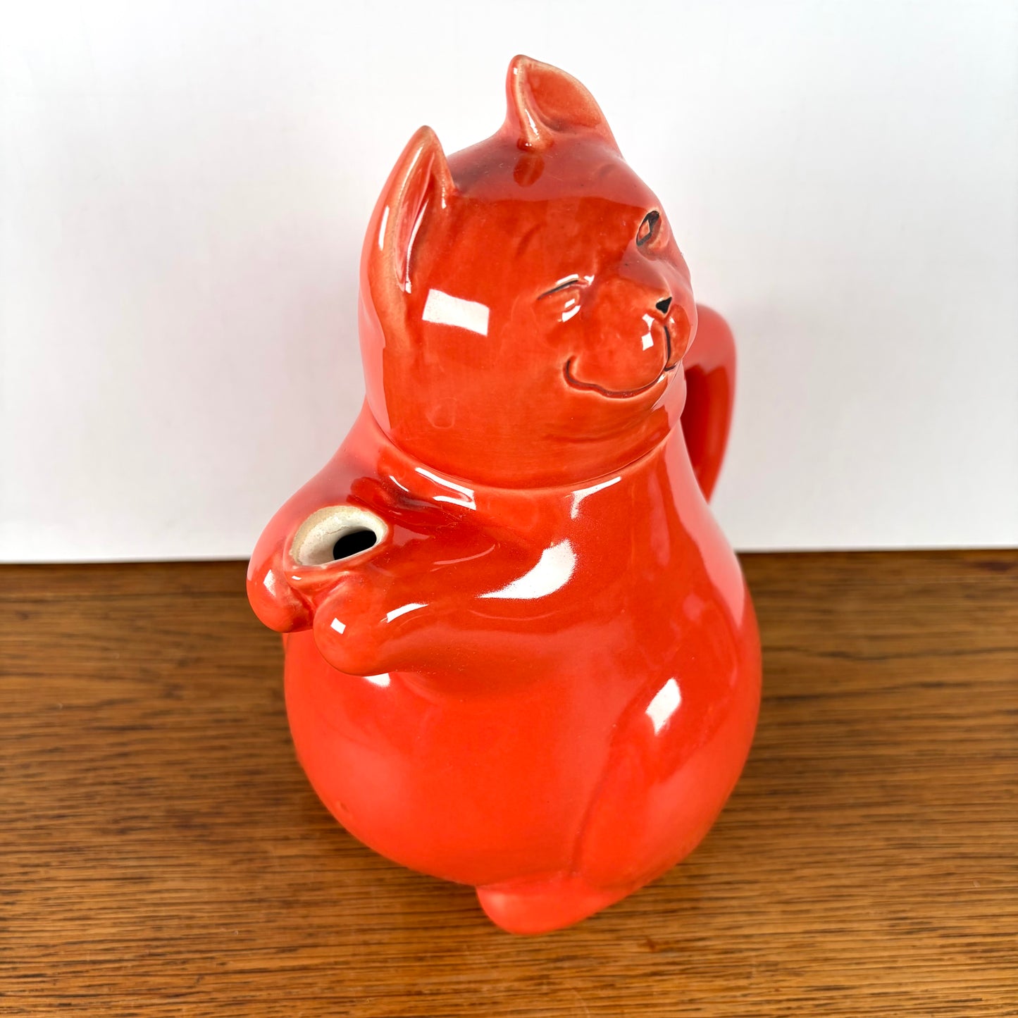 Theepot rode kater Jan Kruis