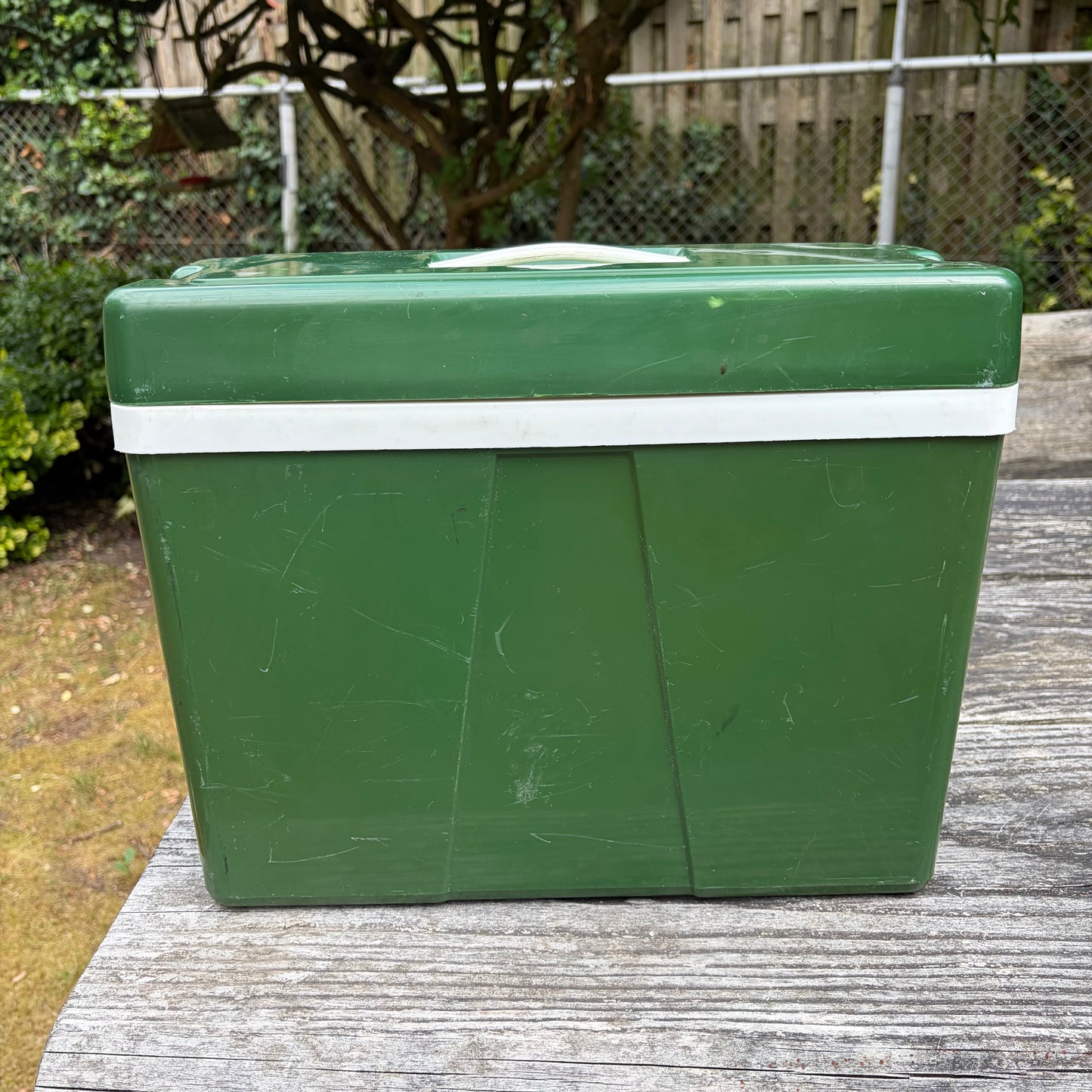 Vintage auto koelbox groen
