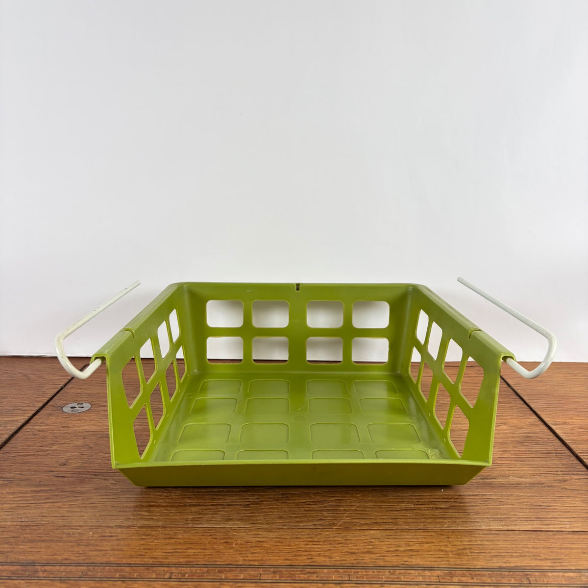 Vintage groen plastic hangmandje kast jaren 70