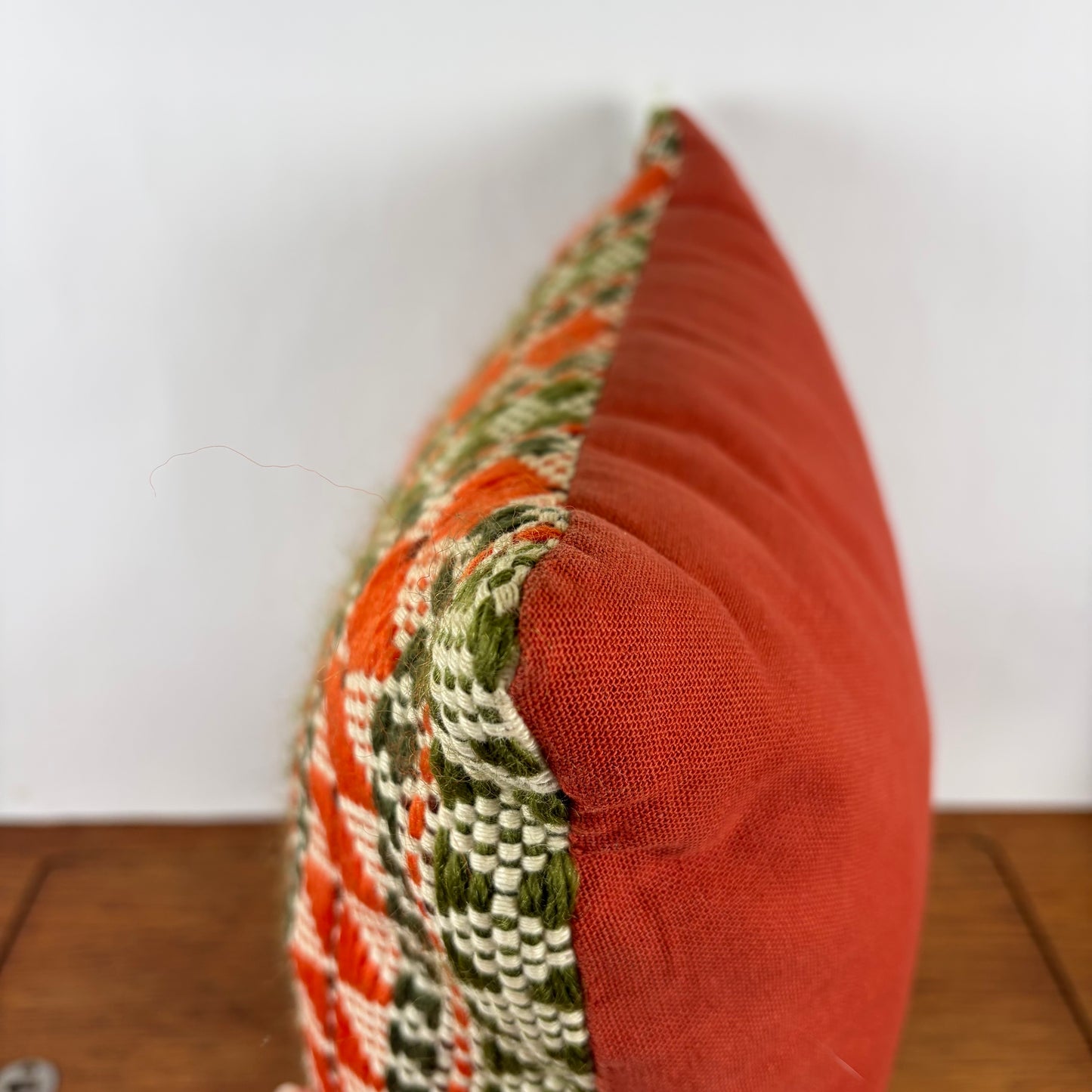 Vintage kussen oranje groen