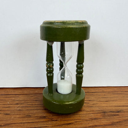 Vintage groene houten zandloper
