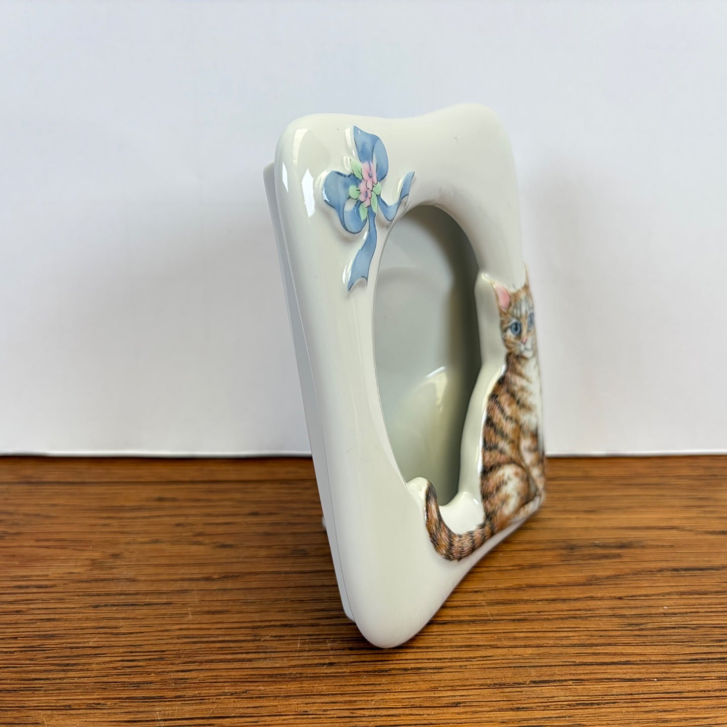 Vintage keramieken fotolijstje kat