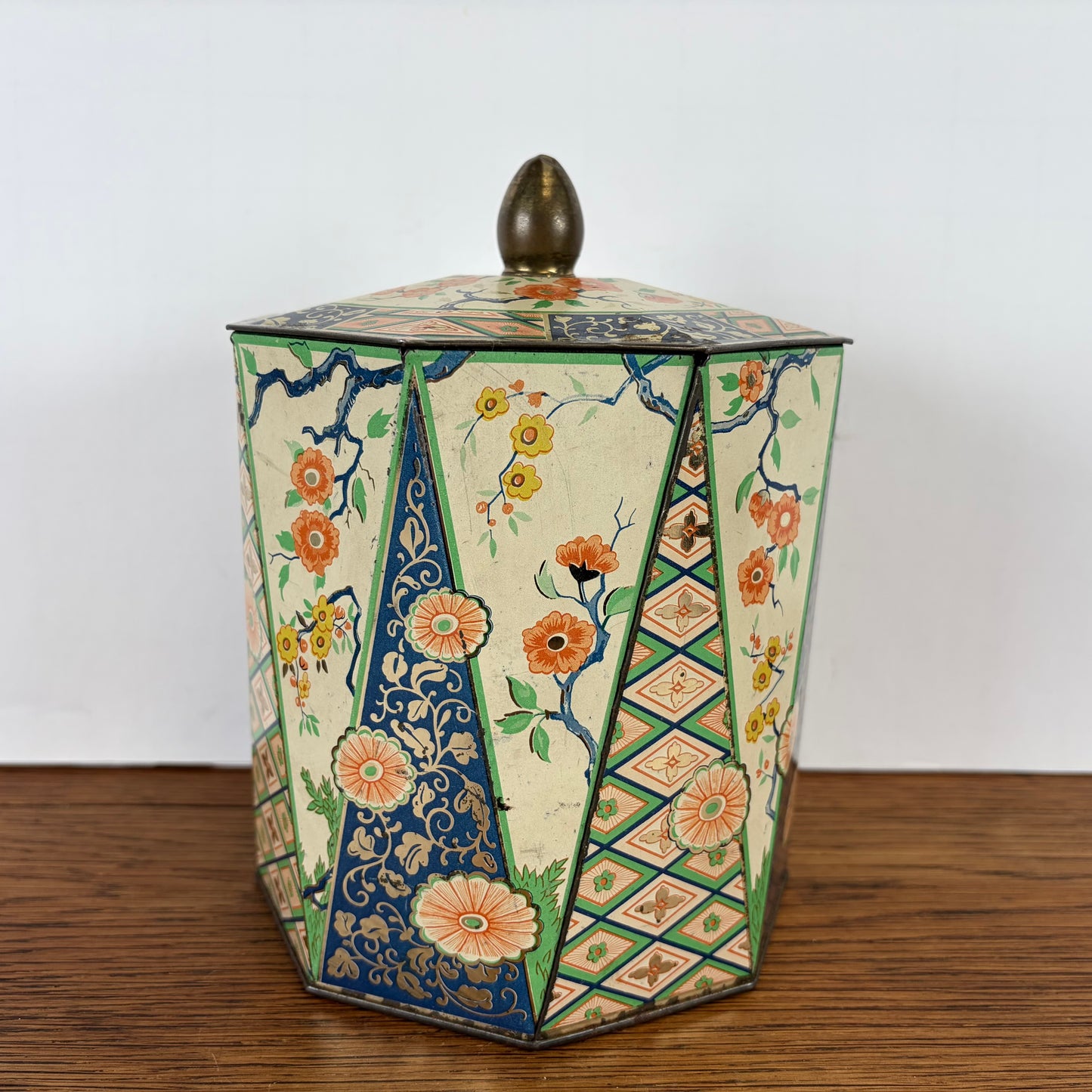 Vintage achthoekig blik