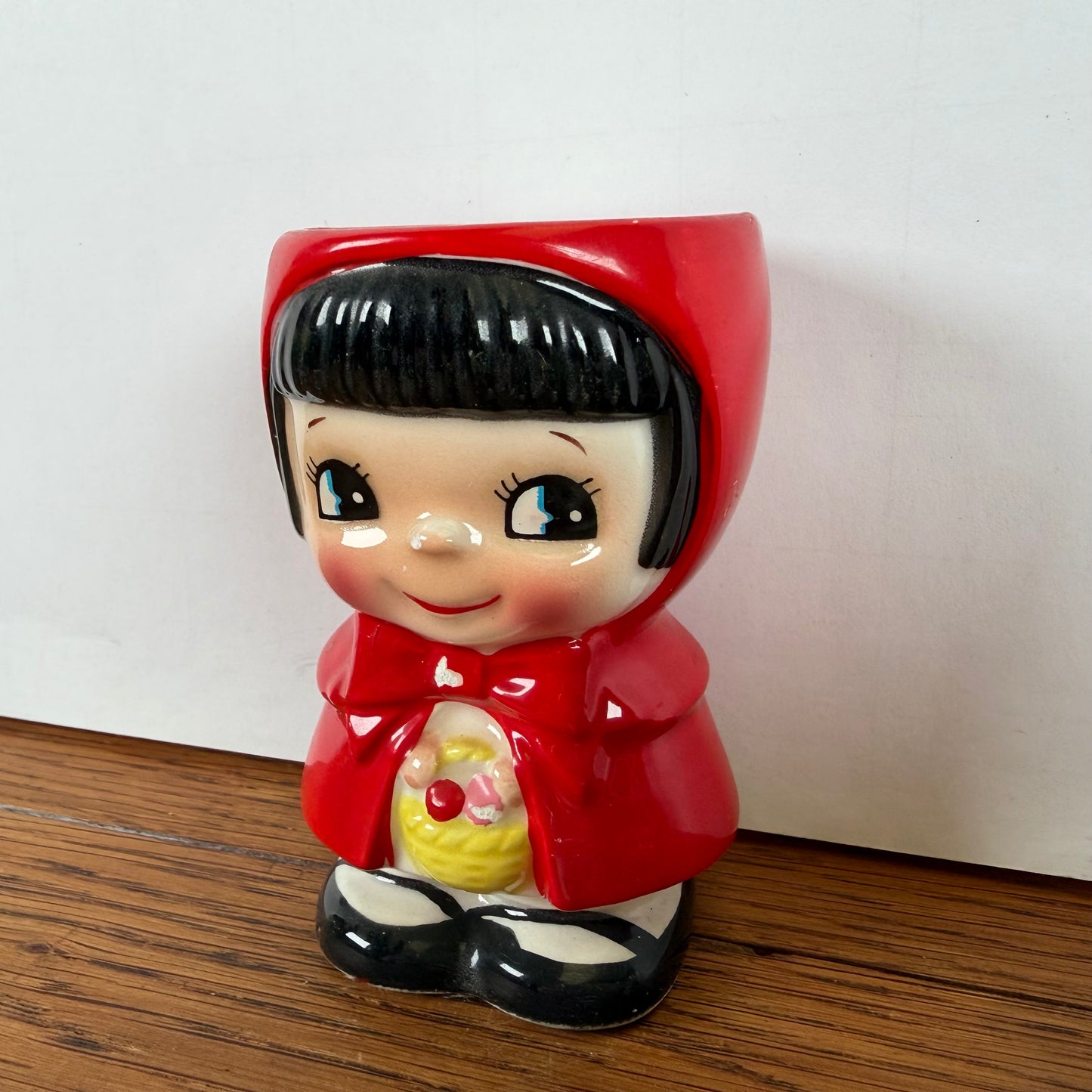 Vintage eierdopje roodkapje