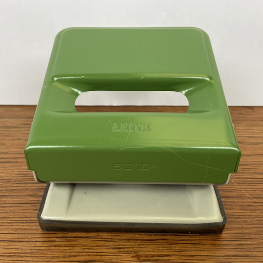 Vintage groene Leitz Perforator