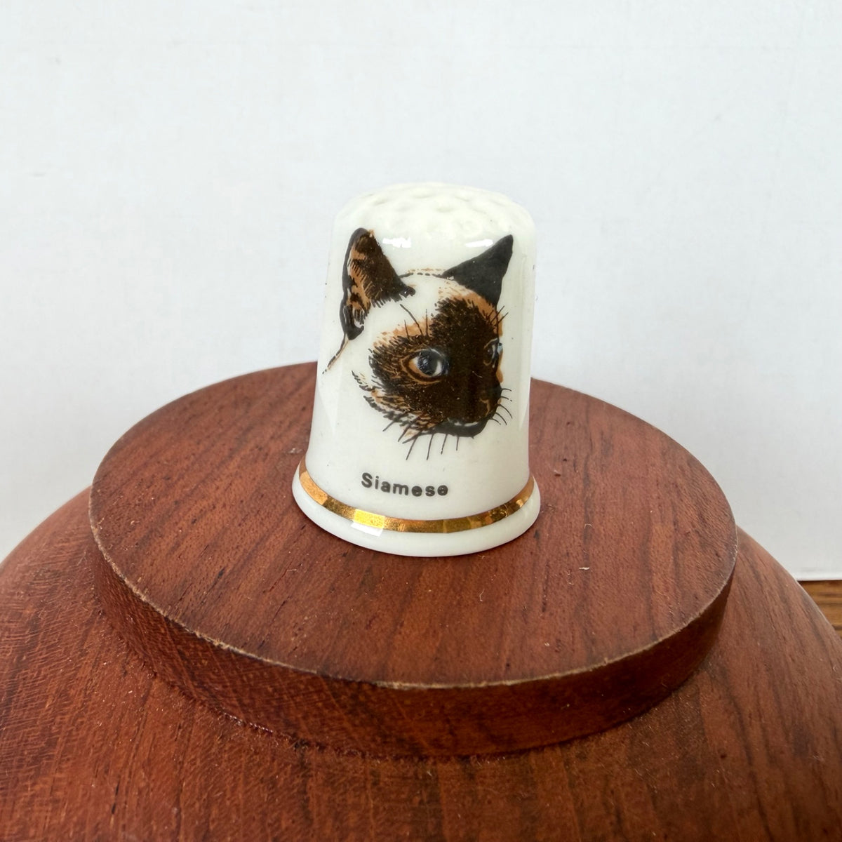 Vintage vingerhoedje Siamese kat