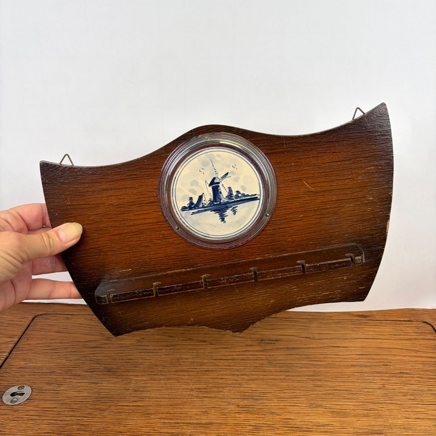Vintage houten lepelrekje met molen
