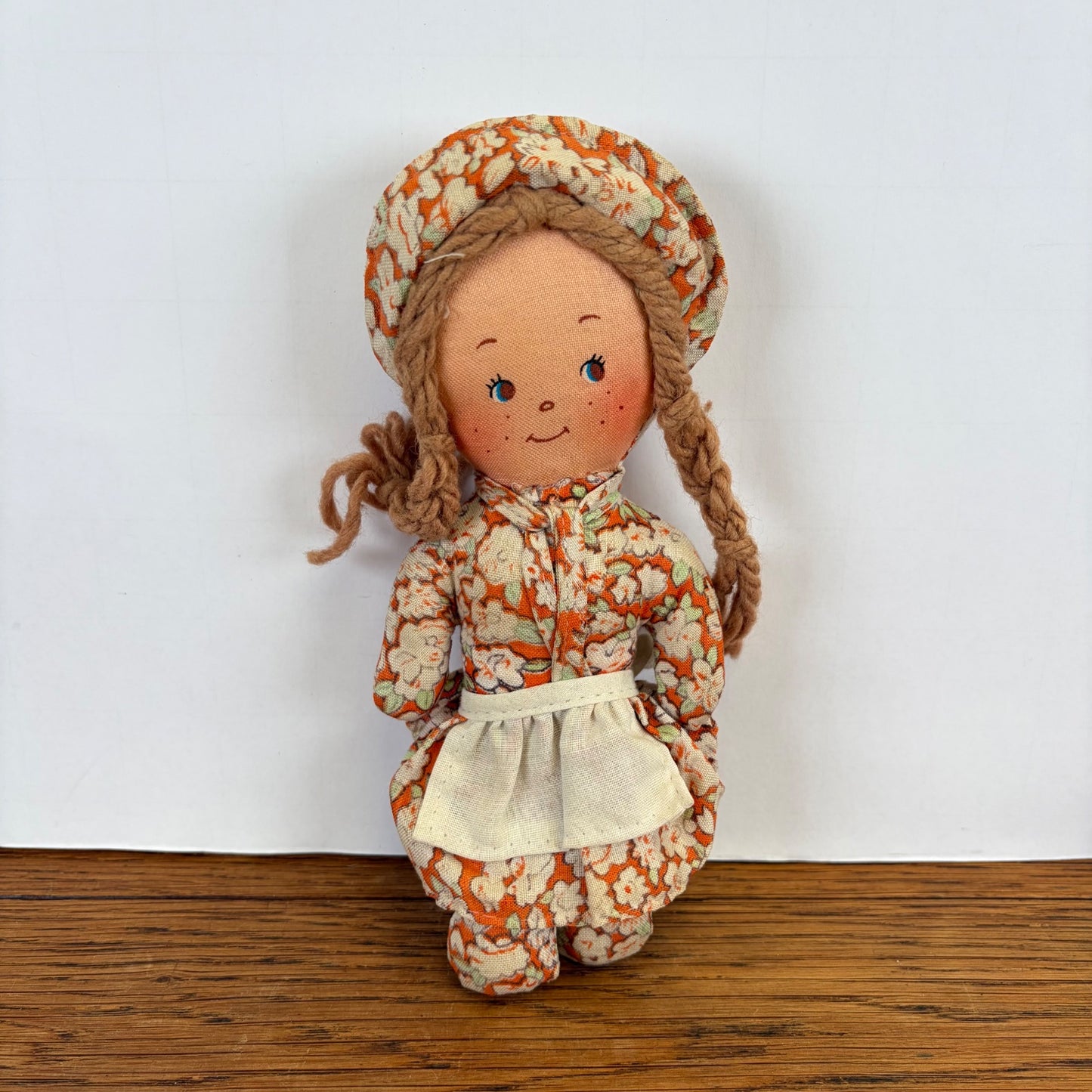 Vintage popje Holly Hobbie stijl