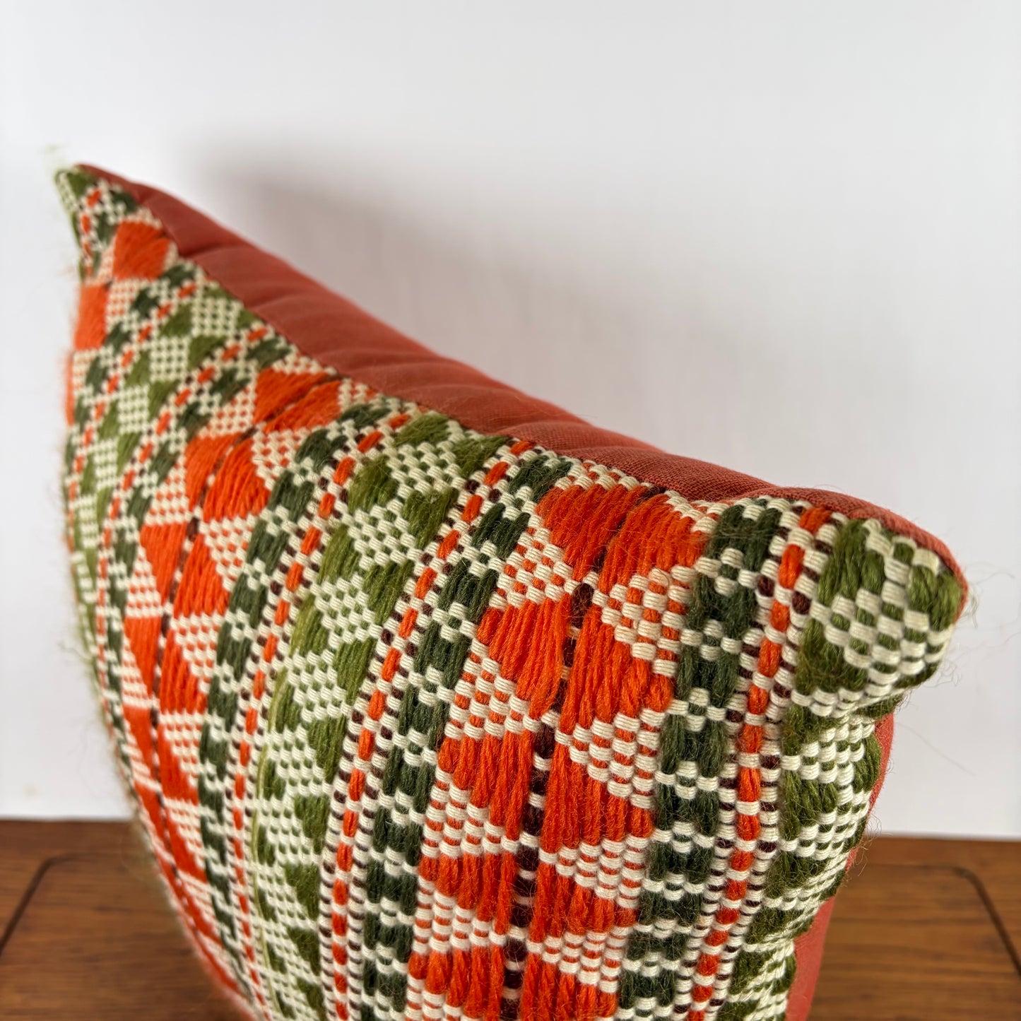 Vintage kussen oranje groen