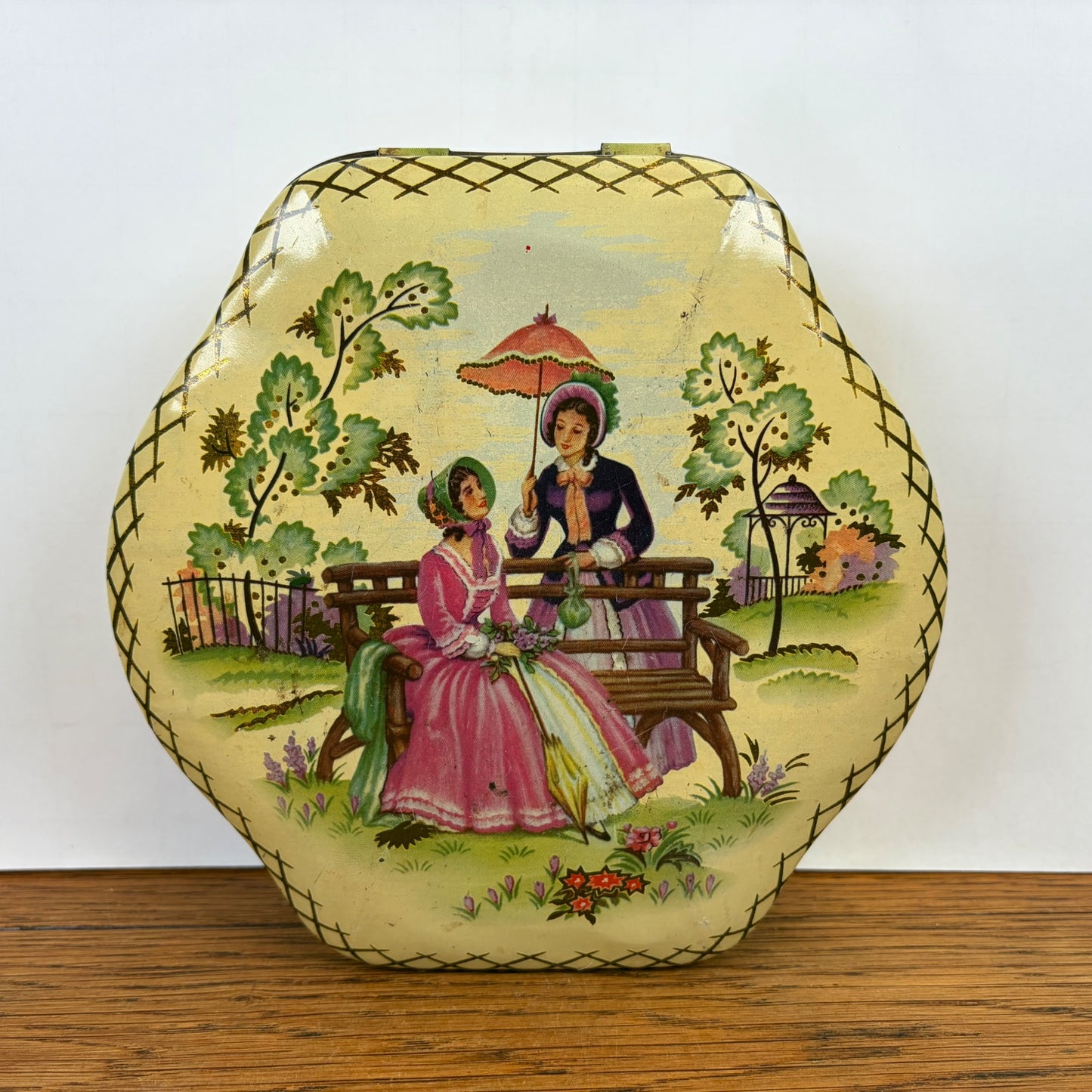 Vintage blik twee dames in park
