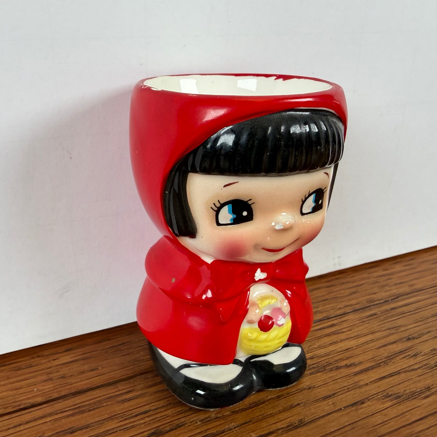 Vintage eierdopje roodkapje