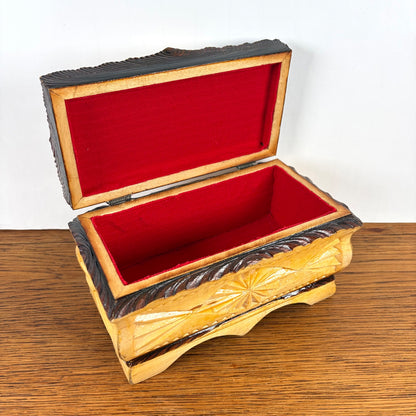 Vintage houten sieradendoos