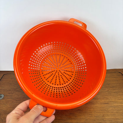 Vintage oranje vergiet
