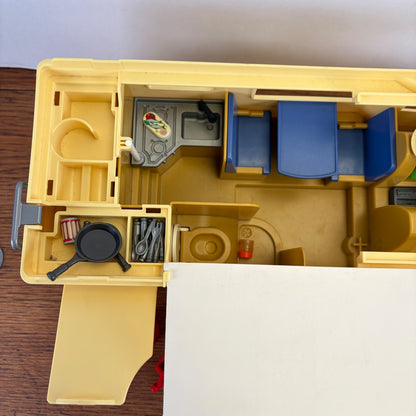Playmobil camper 2005 met accessoires