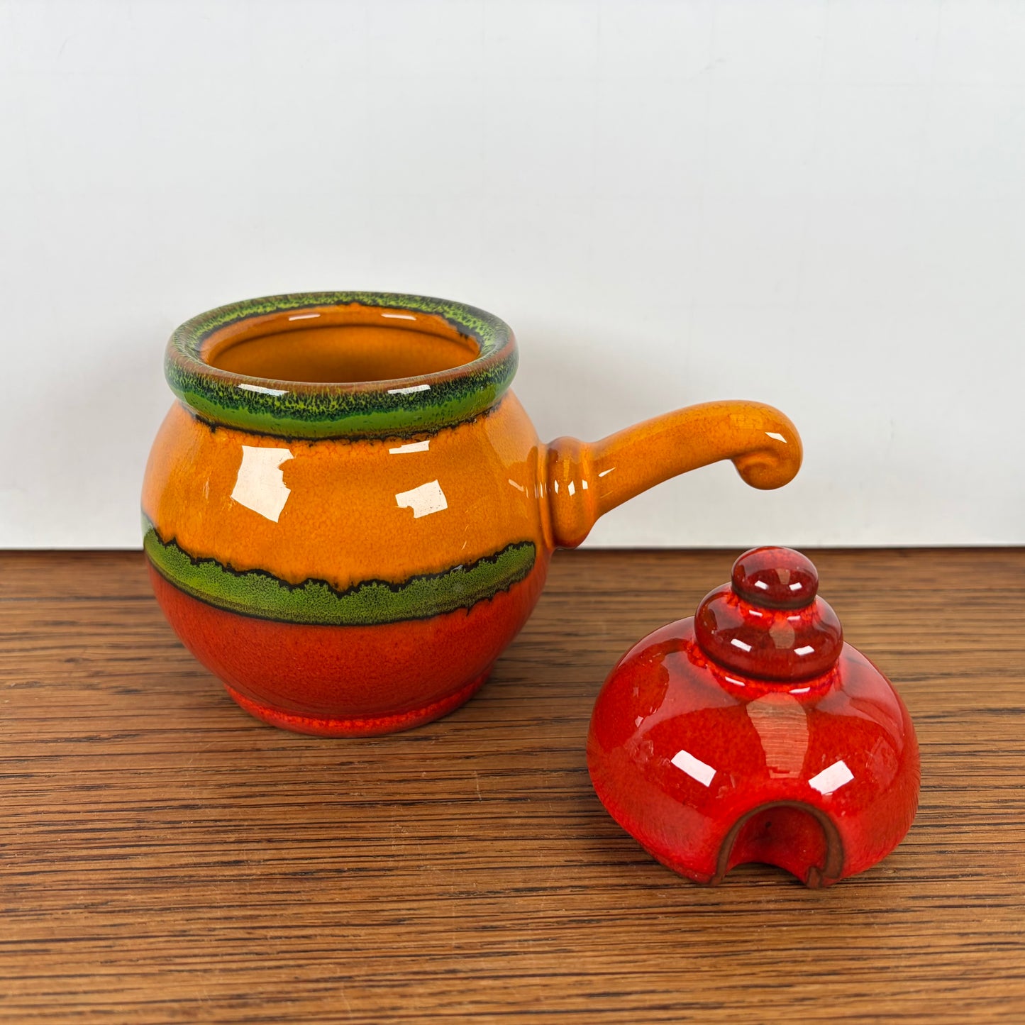 Vintage kannetje met deksel