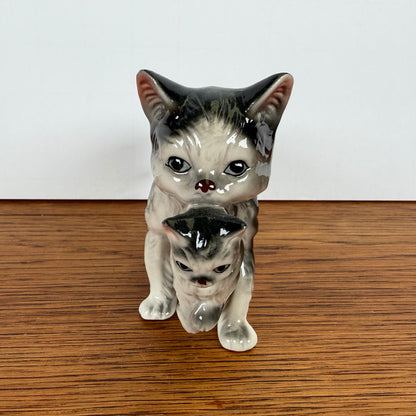 Vintage porseleinen kat met kitten