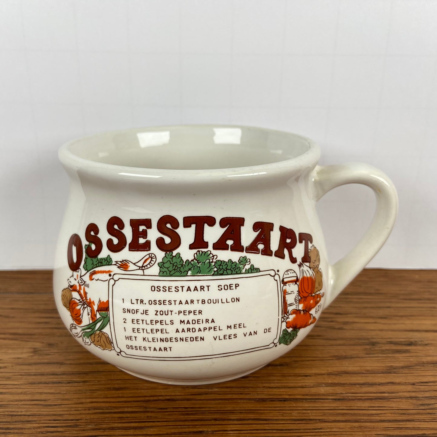 Vintage soepkom Ossestaart