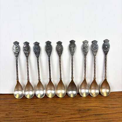 Vintage set van 9 koffielepeltjes bloemen