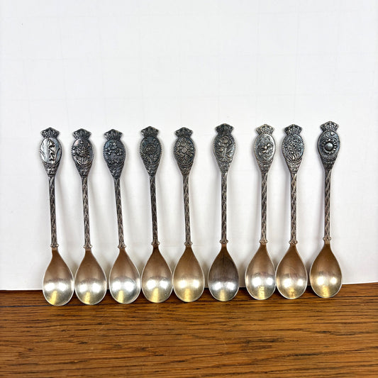 Vintage set van 9 koffielepeltjes bloemen