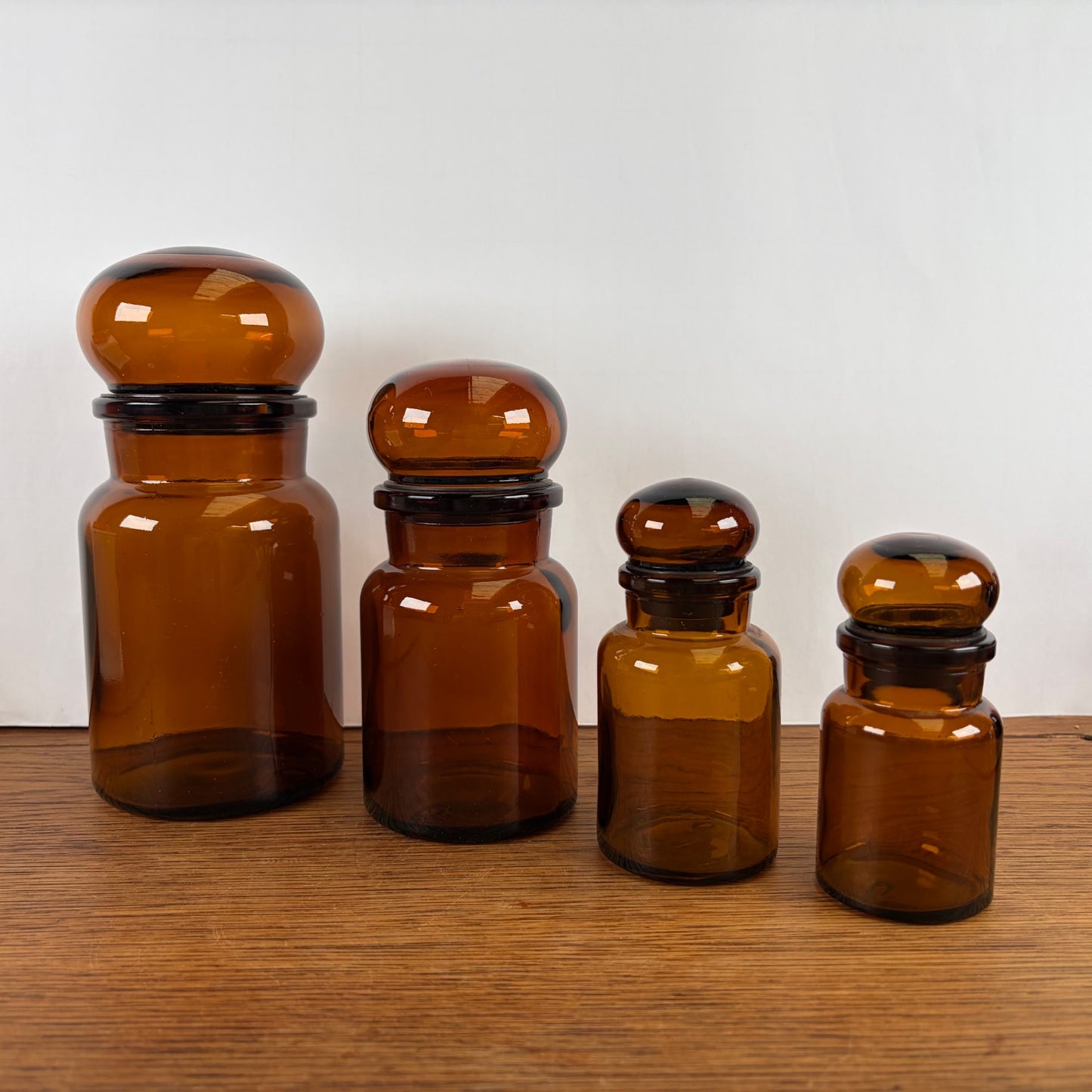 Vintage apothekerspotten bruin glas