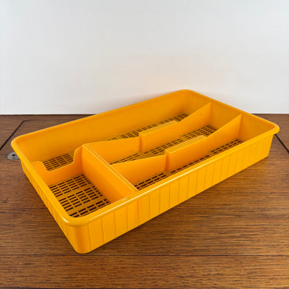 Vintage okergele bestekbak