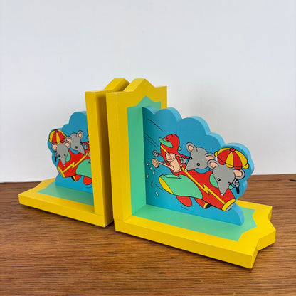 Vintage houten boekensteunen muisjes in vliegtuig