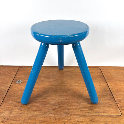 Vintage houten krukje blauw drie poot