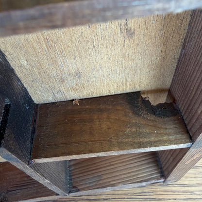 Vintage houten letterbak huisje