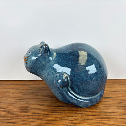 Vintage blauw geglazuurde keramieken kat