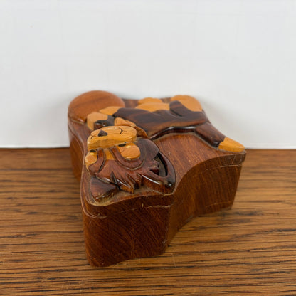 Vintage houten doosje kat met bal