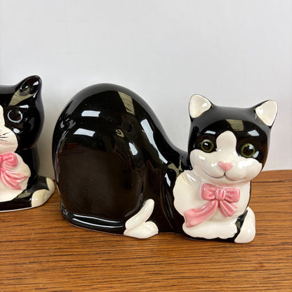 Vintage katten zwart-wit met roze strikje