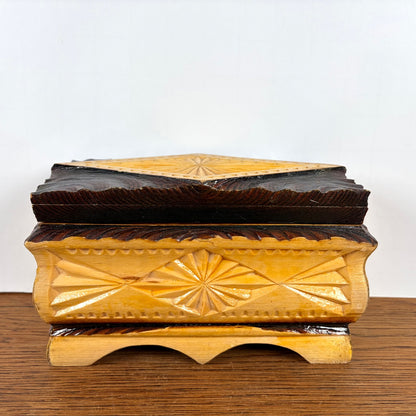 Vintage houten sieradendoos