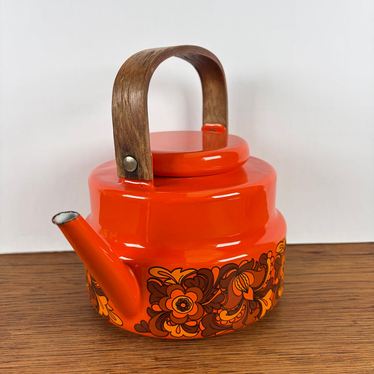 Vintage emaille theepot oranje